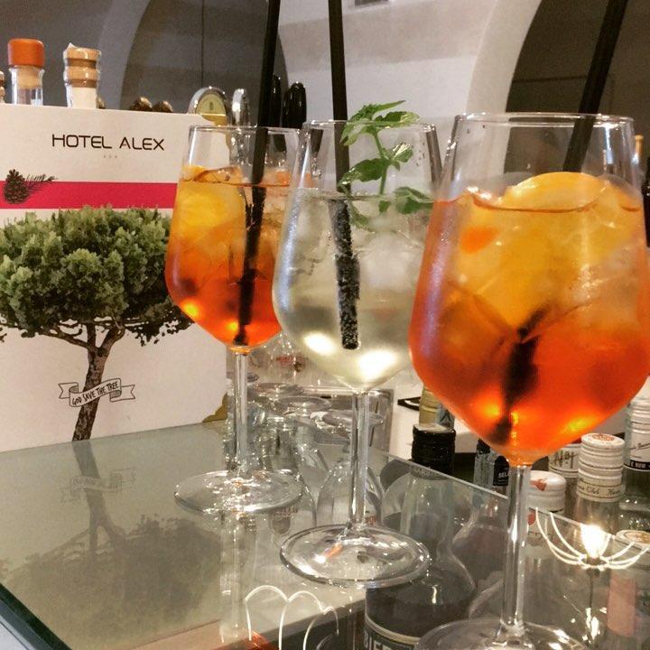 Hotel Alex لينانو سابيادورو المظهر الخارجي الصورة
